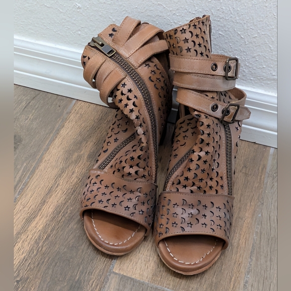 Freebird Teresa Bootie Tan Leather Women’s Size 12 - Picture 3 of 10